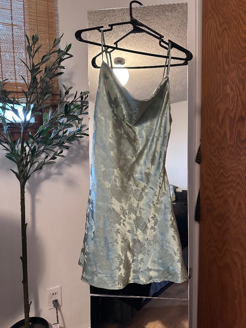 Lulus green dress